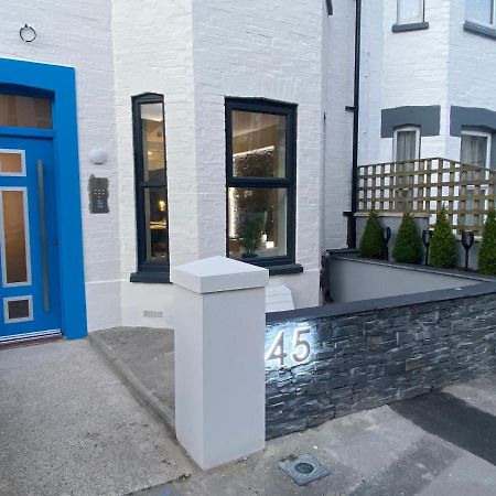 Cloud9 Guest House - By Coastline Retreats - Newly Renovated, Beautiful Ensuite Rooms Near Seafront In Town Centre, Netflix, Superfast Wifi, Communal Kitchen Bournemouth Kültér fotó