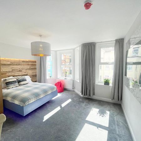 Cloud9 Guest House - By Coastline Retreats - Newly Renovated, Beautiful Ensuite Rooms Near Seafront In Town Centre, Netflix, Superfast Wifi, Communal Kitchen Bournemouth Kültér fotó