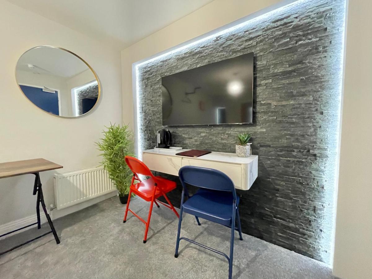 Cloud9 Guest House - By Coastline Retreats - Newly Renovated, Beautiful Ensuite Rooms Near Seafront In Town Centre, Netflix, Superfast Wifi, Communal Kitchen Bournemouth Kültér fotó